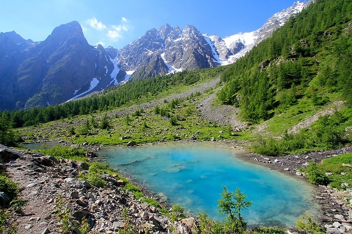 10988-au-dessus-du-lac-de-la-douche